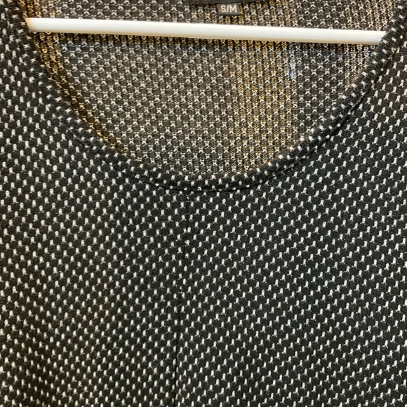 CAPRI KNIT TUNIC - Picture 2 of 4